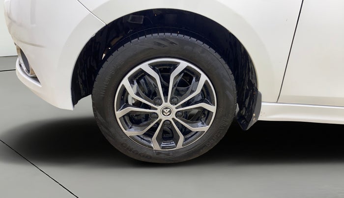 2019 Tata Tiago XZ DIESEL, Diesel, Manual, 61,791 km, Left Front Wheel