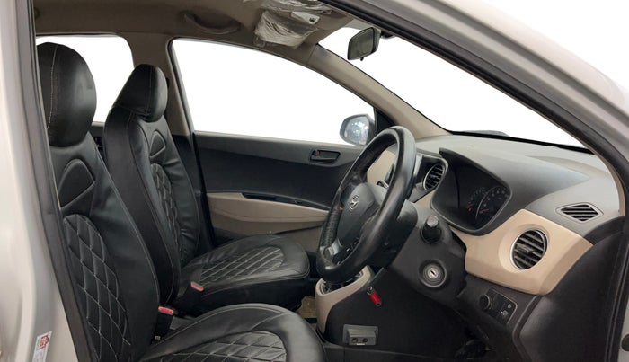 2016 Hyundai Grand i10 MAGNA 1.2 KAPPA VTVT, CNG, Manual, 75,286 km, Right Side Front Door Cabin