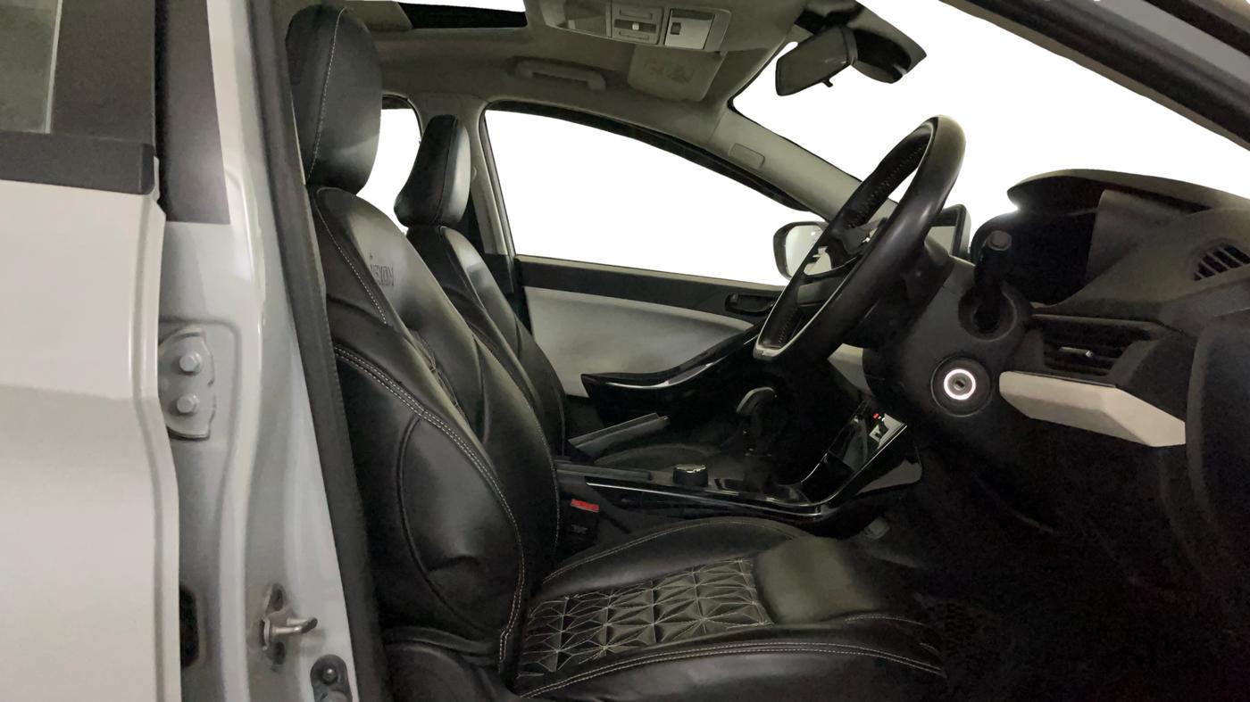 2024 Tata NEXON PURE 1.2 PETROL, CNG, Manual, 20,901 km, Right Side Front Door Cabin