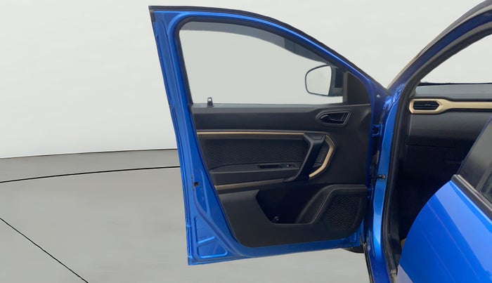 2021 Renault Kiger RXT MT, Petrol, Manual, 29,497 km, LHS Front Door