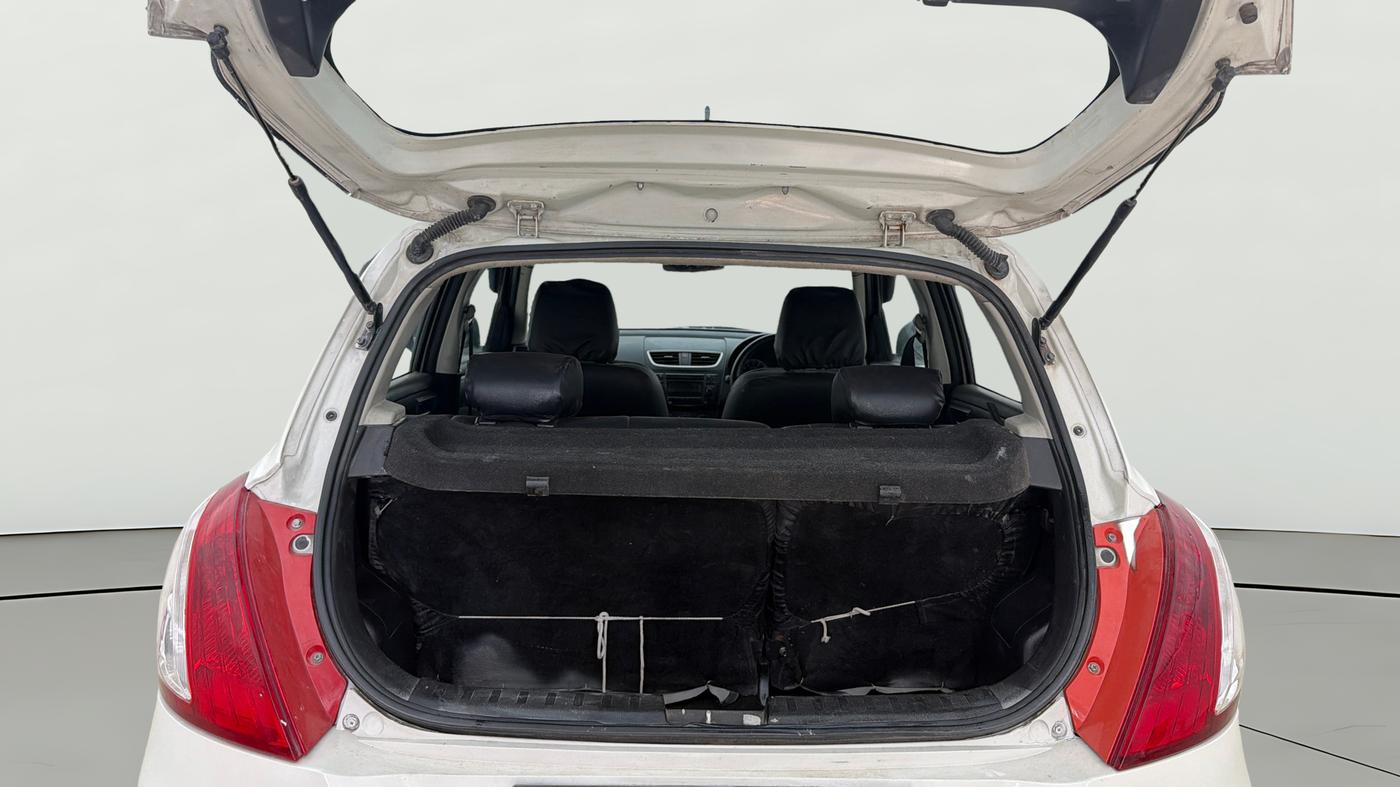 2016 Maruti Swift VXI, Petrol, Manual, 75,280 km, Boot Open Zoomed View