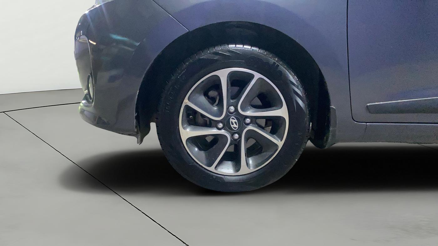 2018 Hyundai Grand i10 SPORTZ AT 1.2 KAPPA VTVT, Petrol, Automatic, 34,335 km, Left Front Wheel