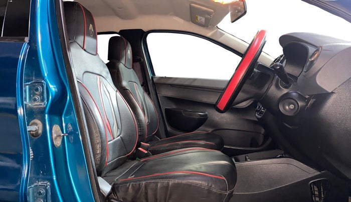 2021 Renault Kwid RXT 1.0 AMT (O), Petrol, Automatic, 38,413 km, Right Side Front Door Cabin