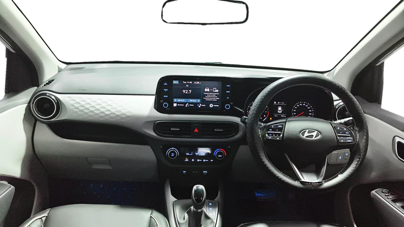 2025 Hyundai GRAND I10 NIOS SPORTZ AMT 1.2 KAPPA VTVT, Petrol, Automatic, 5,223 km, Dashboard