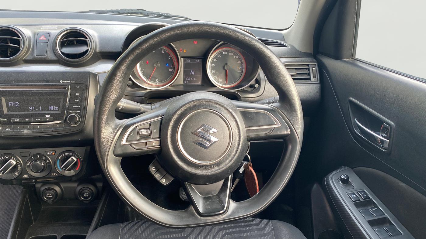 2020 Maruti Swift VXI AMT, Petrol, Automatic, 1,08,093 km, Steering Wheel Close Up