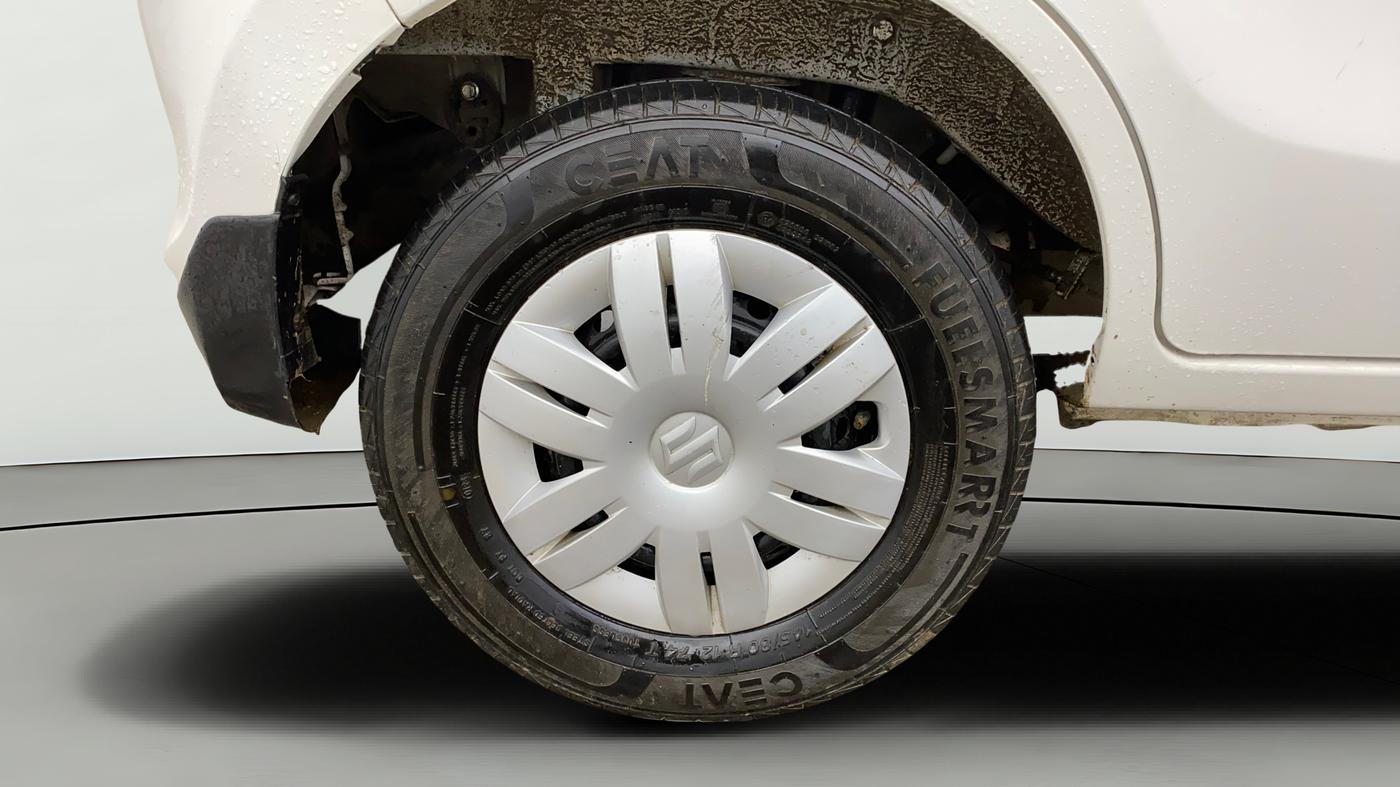 2023 Maruti Alto LXI O, Petrol, Manual, 12,896 km, Right Rear Wheel