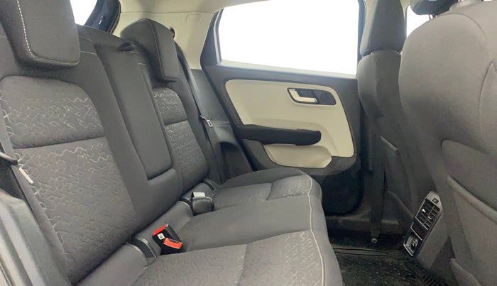 2023 Tata ALTROZ XZA + SUNROOF, Petrol, Automatic, 38,905 km, Right Side Rear Door Cabin