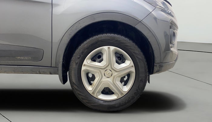 2020 Tata NEXON XMA PETROL, Petrol, Automatic, 68,631 km, Right Front Wheel