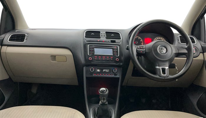 2013 Volkswagen Polo HIGHLINE1.2L, Petrol, Manual, 83,089 km, Dashboard