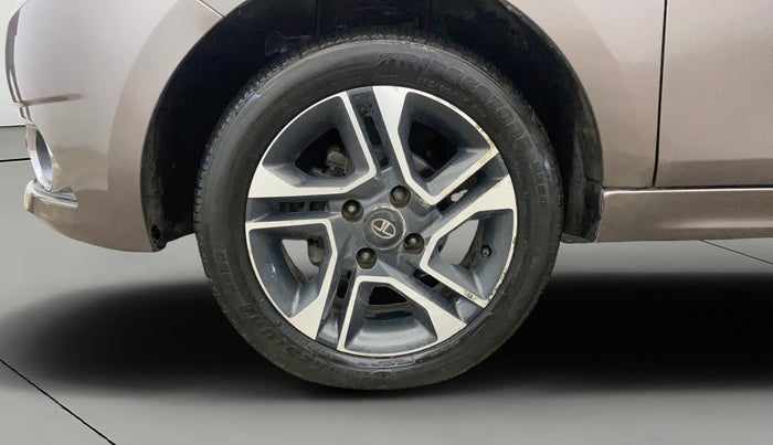 2017 Tata TIGOR XZ PETROL, Petrol, Manual, 29,435 km, Left Front Wheel