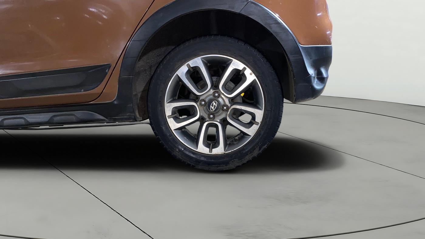 2018 Hyundai i20 Active 1.2 SX, Petrol, Manual, 64,290 km, Left Rear Wheel
