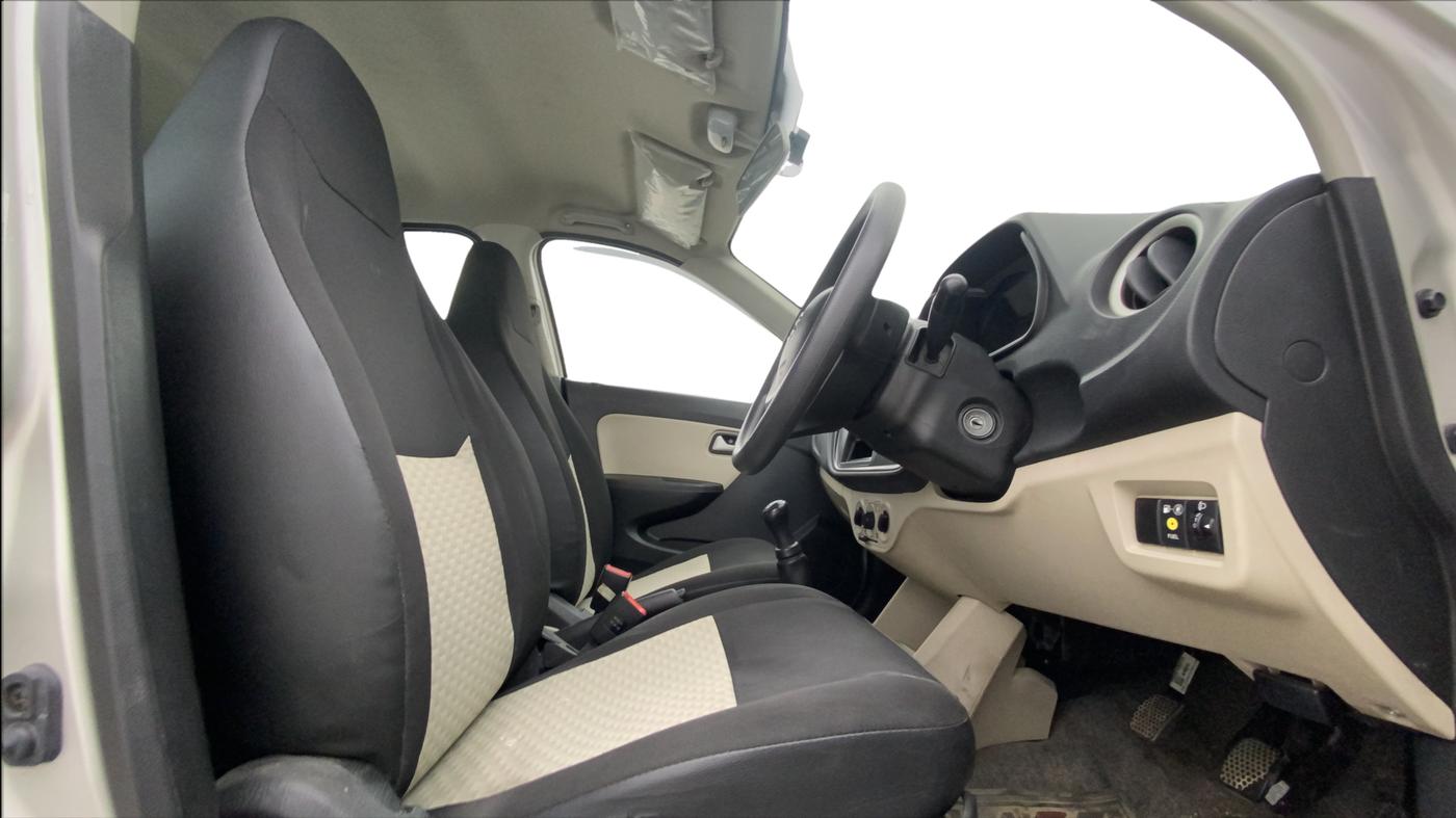 2022 Maruti Alto LXI OPT CNG, CNG, Manual, 78,304 km, Right Side Front Door Cabin