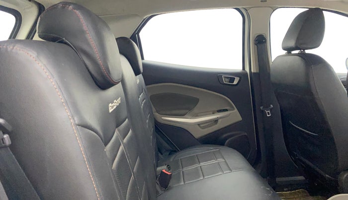 2014 Ford Ecosport TITANIUM 1.5L PETROL AT, Petrol, Automatic, 92,589 km, Right Side Rear Door Cabin