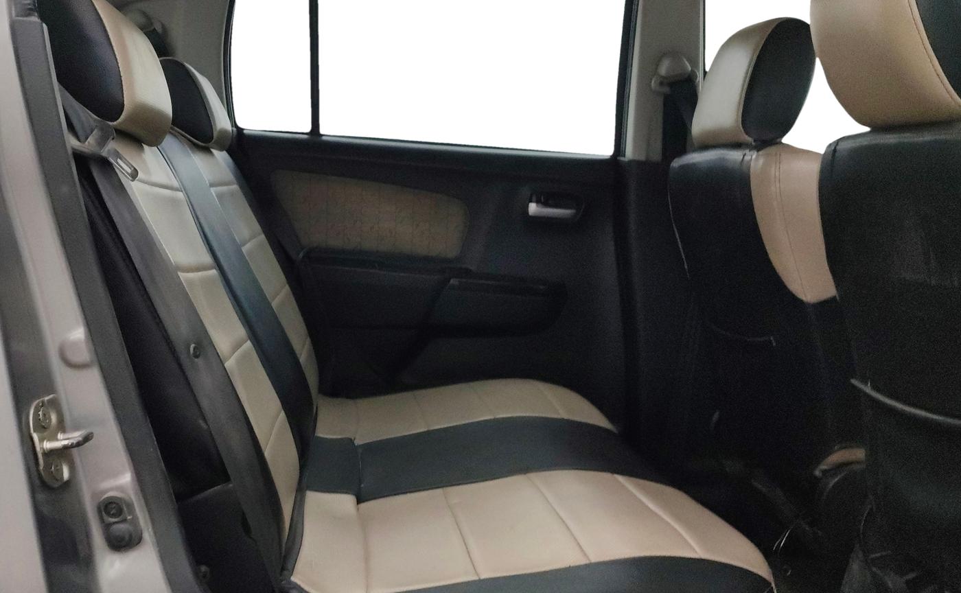 2017 Maruti Wagon R 1.0 VXI+ AMT, Petrol, Automatic, 76,813 km, Right Side Rear Door Cabin