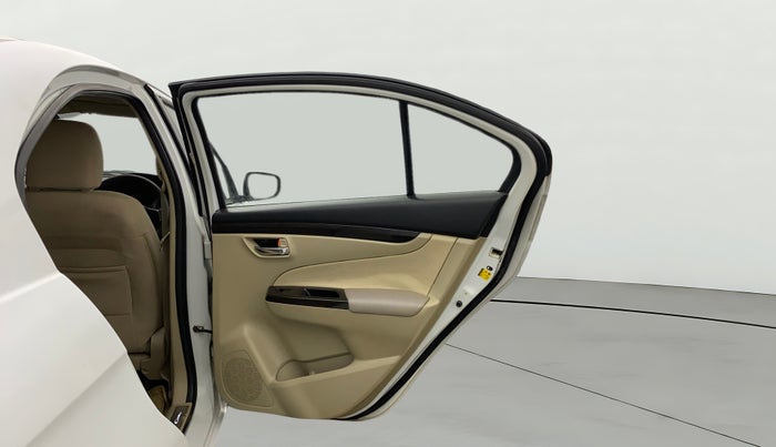 2017 Maruti Ciaz DELTA 1.4 AT PETROL, Petrol, Automatic, 89,622 km, RHS Rear Door