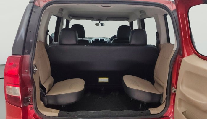 2018 Mahindra TUV300 T10, Diesel, Manual, 93,366 km, Boot Open Zoomed View