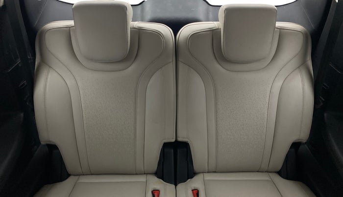 2022 Mahindra XUV700 AX 7 P AT 7 STR, Petrol, Automatic, 18,173 km, Third Seat Row ( optional )