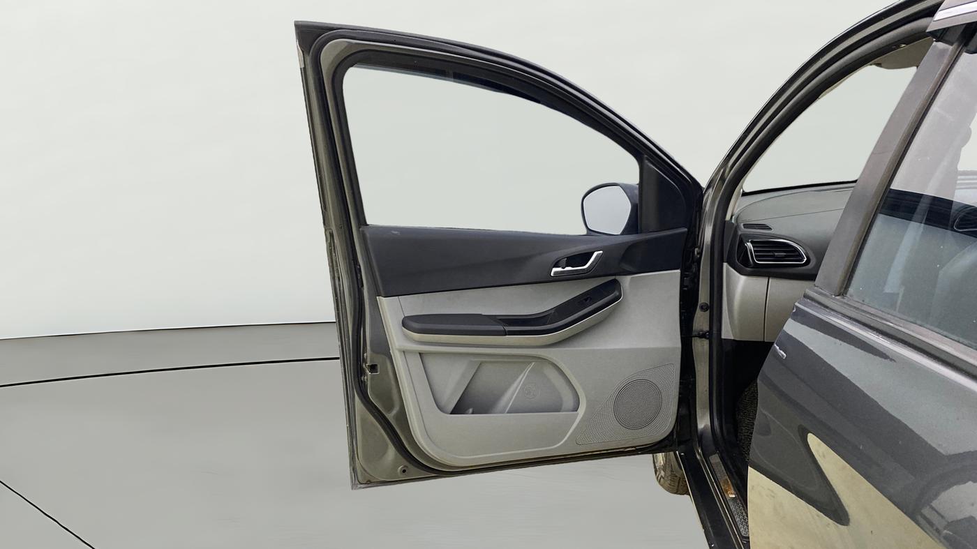 2020 Tata Tiago XZ PLUS PETROL, Petrol, Manual, 76,796 km, LHS Front Door