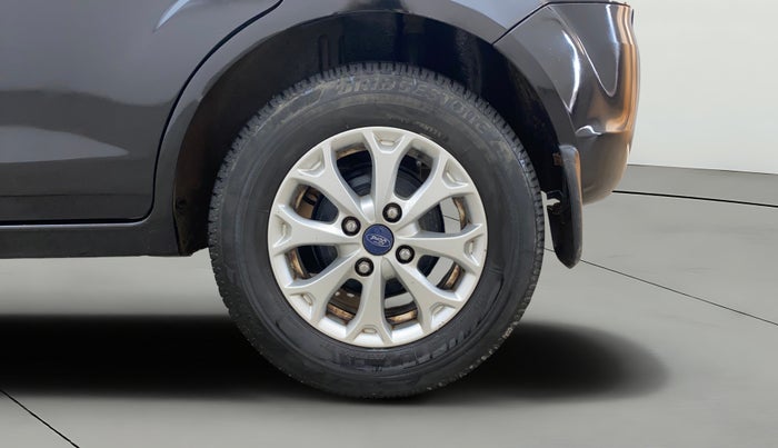 2012 Ford Figo TITANIUM 1.4 DIESEL, Diesel, Manual, 96,737 km, Left Rear Wheel