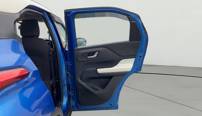 2023 Tata PUNCH CREATIVE  MT, Petrol, Manual, 28,354 km, RHS Rear Door