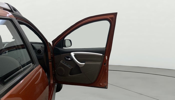 2017 Renault Duster 110 PS RXZ 4X2 AMT DIESEL, Diesel, Automatic, 1,37,469 km, RHS Front Door