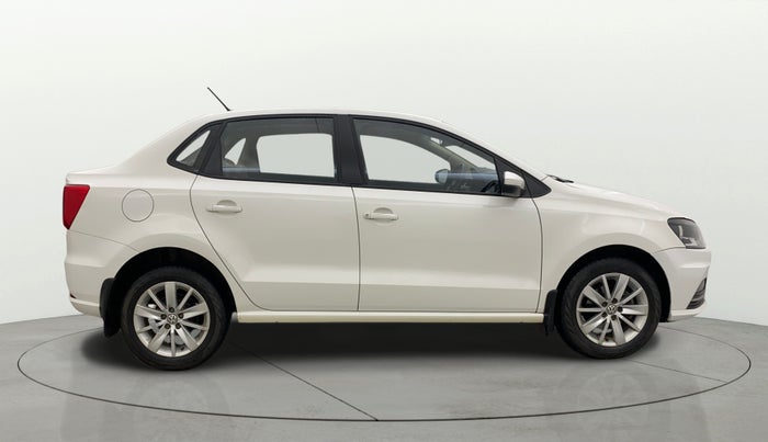 2016 Volkswagen Ameo HIGHLINE1.2L, Petrol, Manual, 32,487 km, Right Side View