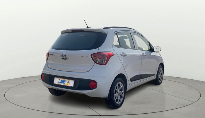 2018 Hyundai Grand i10 SPORTZ 1.2 KAPPA VTVT, Petrol, Manual, 30,616 km, Right Back Diagonal