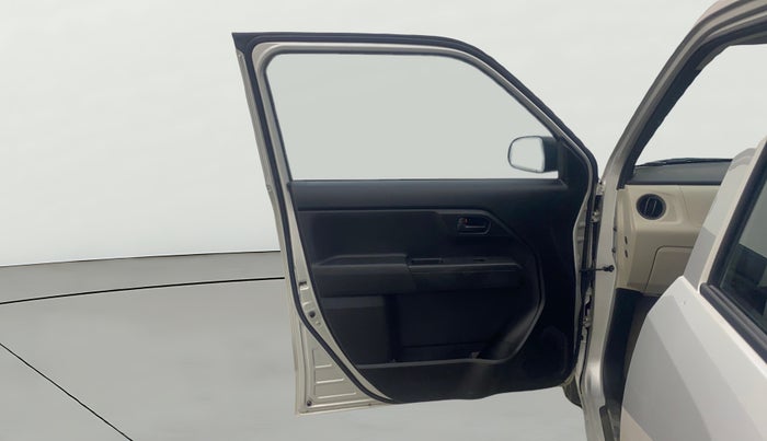 2025 Maruti New Wagon-R LXI 1.0, Petrol, Manual, 5,414 km, LHS Front Door