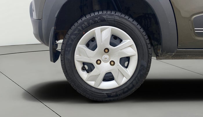 2023 Renault Kwid CLIMBER Urban Night Limited Edition AMT, Petrol, Automatic, 45,132 km, Right Rear Wheel