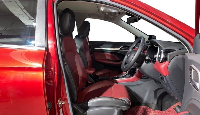 2022 MG ASTOR SAVVY 1.3 TURBO AT S RED, Petrol, Automatic, 17,466 km, Right Side Front Door Cabin