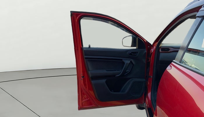 2023 Renault Kiger RXZ TURBO CVT DUAL TONE, CNG, Automatic, 19,444 km, LHS Front Door