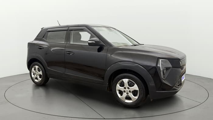 2025 Mahindra XUV 3XO MX2 Pro 1.2 L TCMPFi, Petrol, Manual, 36,868 km, Right Front Diagonal