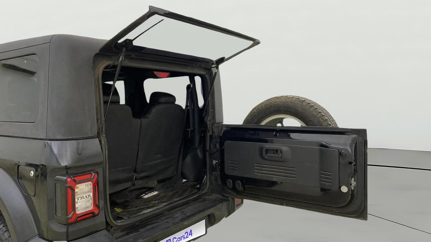 2023 Mahindra Thar LX D AT 4WD HT, Diesel, Automatic, 34,028 km, Boot Door Open