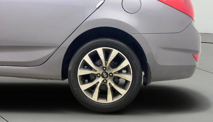 2014 Hyundai Verna FLUIDIC 1.6 VTVT SX, Petrol, Manual, 62,685 km, Left Rear Wheel