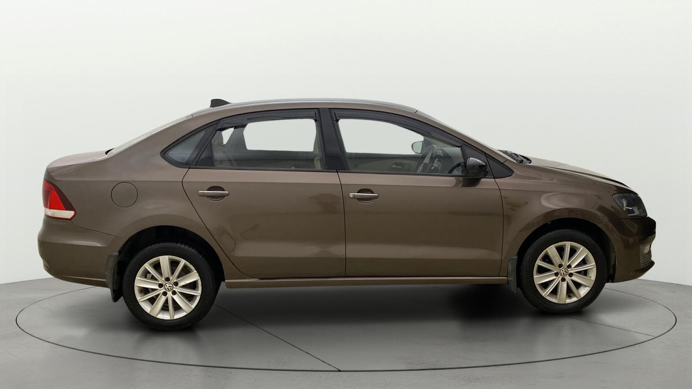 2015 Volkswagen Vento HIGHLINE PETROL AT, Petrol, Automatic, 20,273 km, Right Side View