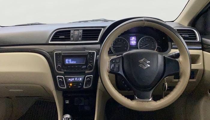 2016 Maruti Ciaz VXI+, Petrol, Manual, 70,040 km, Steering Wheel Close Up