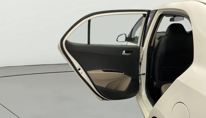 2015 Hyundai Xcent S 1.2, Petrol, Manual, 20,372 km, LHS Rear Door