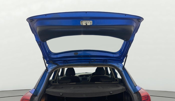 2018 Hyundai Elite i20 ASTA 1.2 (O), Petrol, Manual, 64,843 km, Boot Door Open