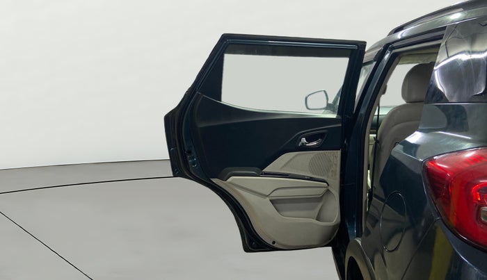 2019 Mahindra XUV300 W8 (O) 1.5 DIESEL, Diesel, Manual, 84,648 km, LHS Rear Door