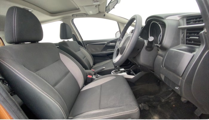 2017 Honda WR-V 1.5L I-DTEC VX MT, Diesel, Manual, 57,974 km, Right Side Front Door Cabin