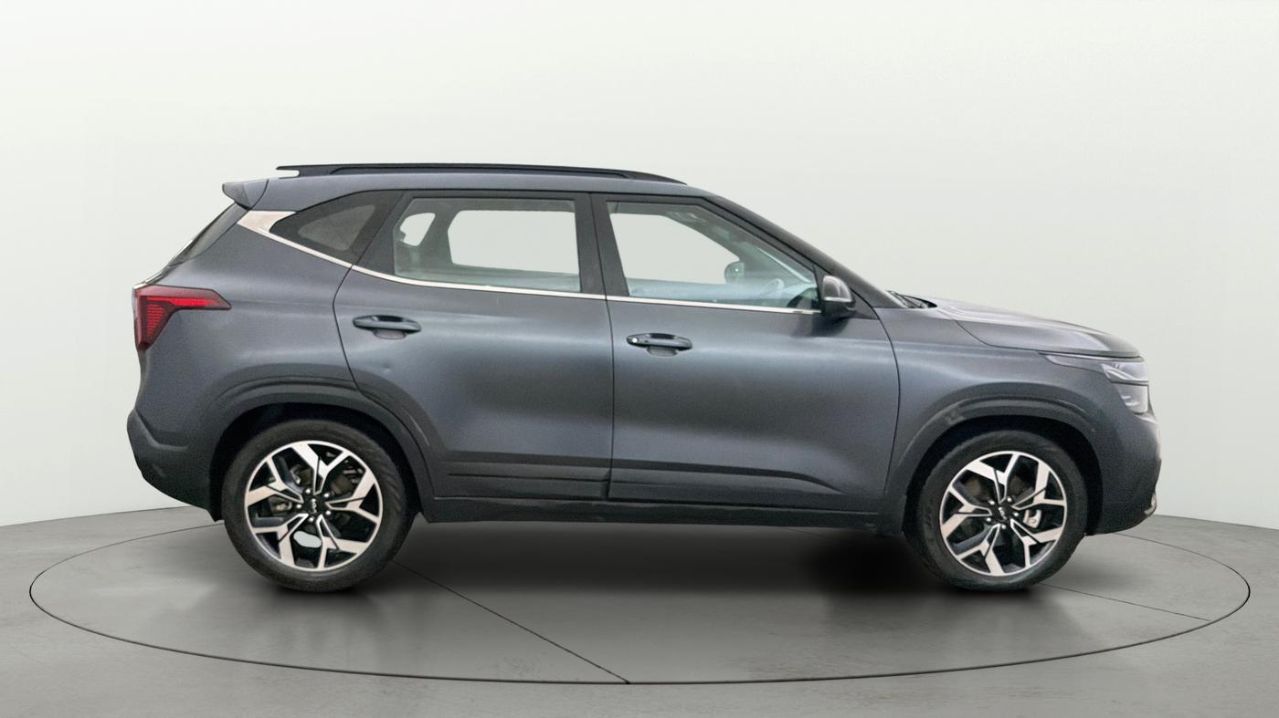 2023 KIA SELTOS  X LINE 1.5 TURBO PETROL DCT, Petrol, Automatic, 42,501 km, Right Side View