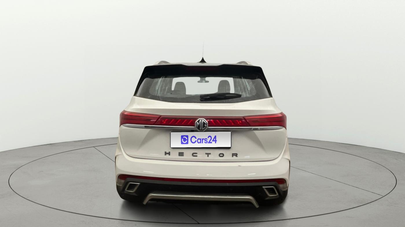 2023 MG HECTOR SHARP PRO 1.5 PETROL TURBO CVT DUAL TONE, Petrol, Automatic, 20,985 km, Back/Rear