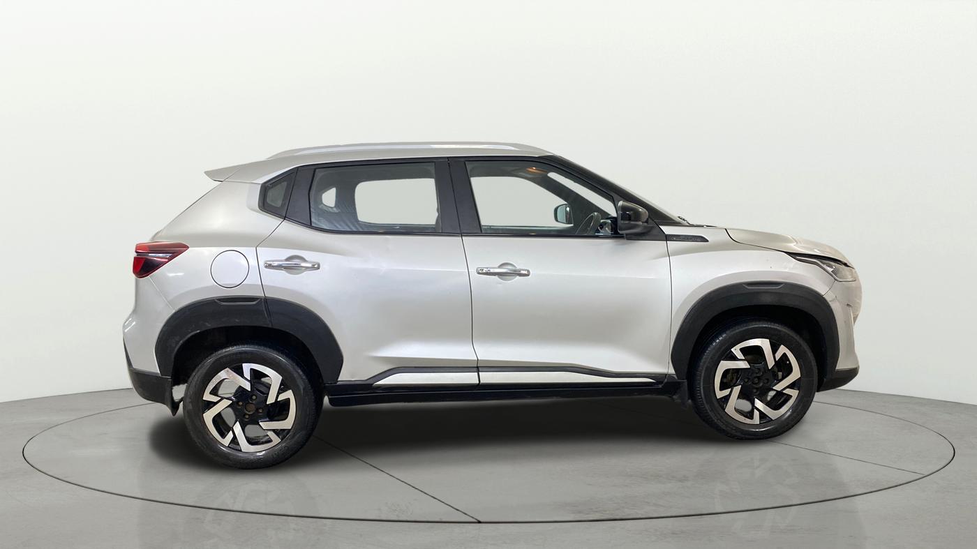 2022 Nissan MAGNITE XV MT, Petrol, Manual, 72,028 km, Right Side View