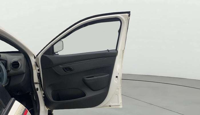 2015 Renault Kwid RXT 0.8, Petrol, Manual, 77,936 km, RHS Front Door