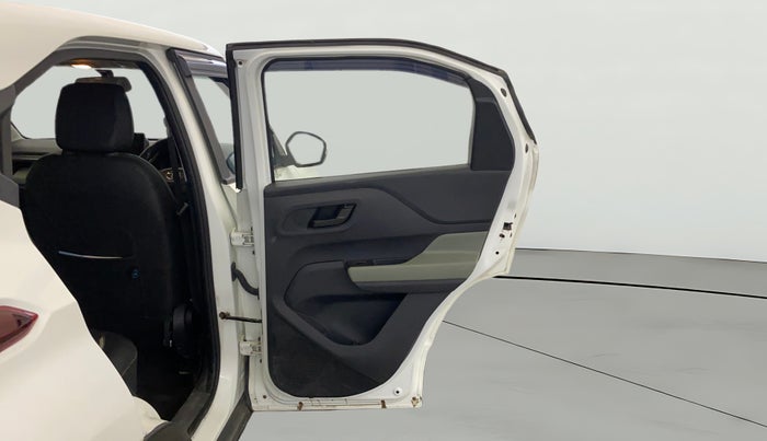 2022 Tata PUNCH ADVENTURE AMT, Petrol, Automatic, 30,374 km, RHS Rear Door