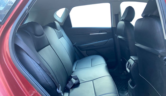 2021 KIA SONET HTK PLUS 1.5 AT, Diesel, Automatic, 94,136 km, Right Side Rear Door Cabin