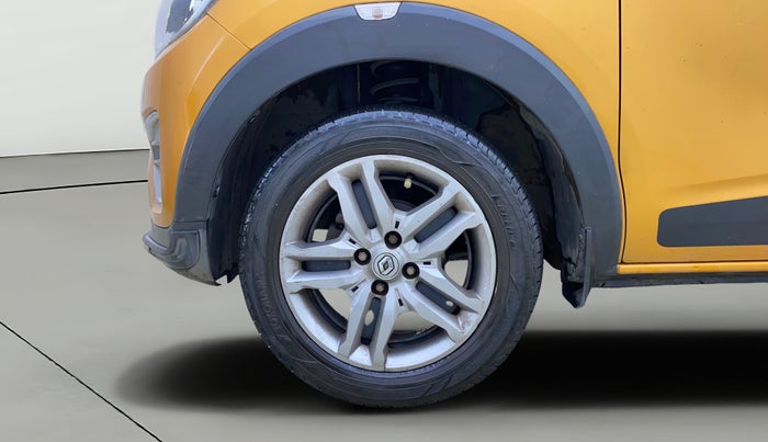 2020 Renault TRIBER RXZ AMT, Petrol, Automatic, 37,499 km, Left Front Wheel