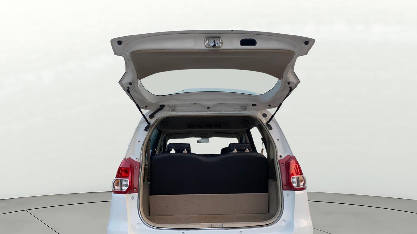 2015 Maruti Ertiga VDI, Diesel, Manual, 74,673 km, Boot Door Open