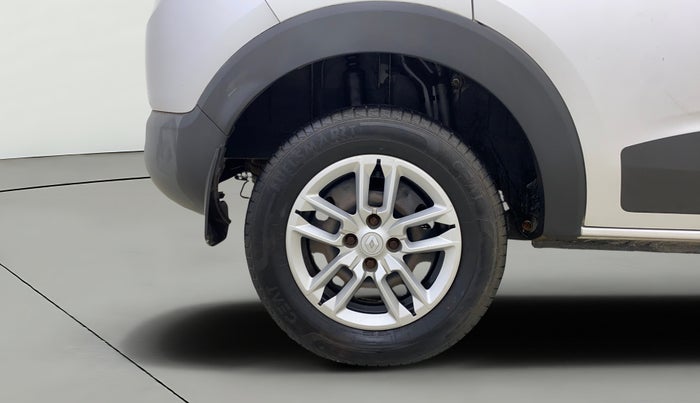 2020 Renault TRIBER RXL MT, Petrol, Manual, 9,069 km, Right Rear Wheel