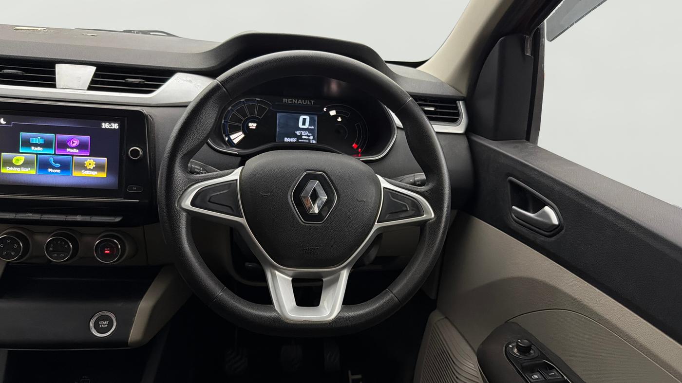 2020 Renault TRIBER RXZ, Petrol, Manual, 40,696 km, Steering Wheel Close Up